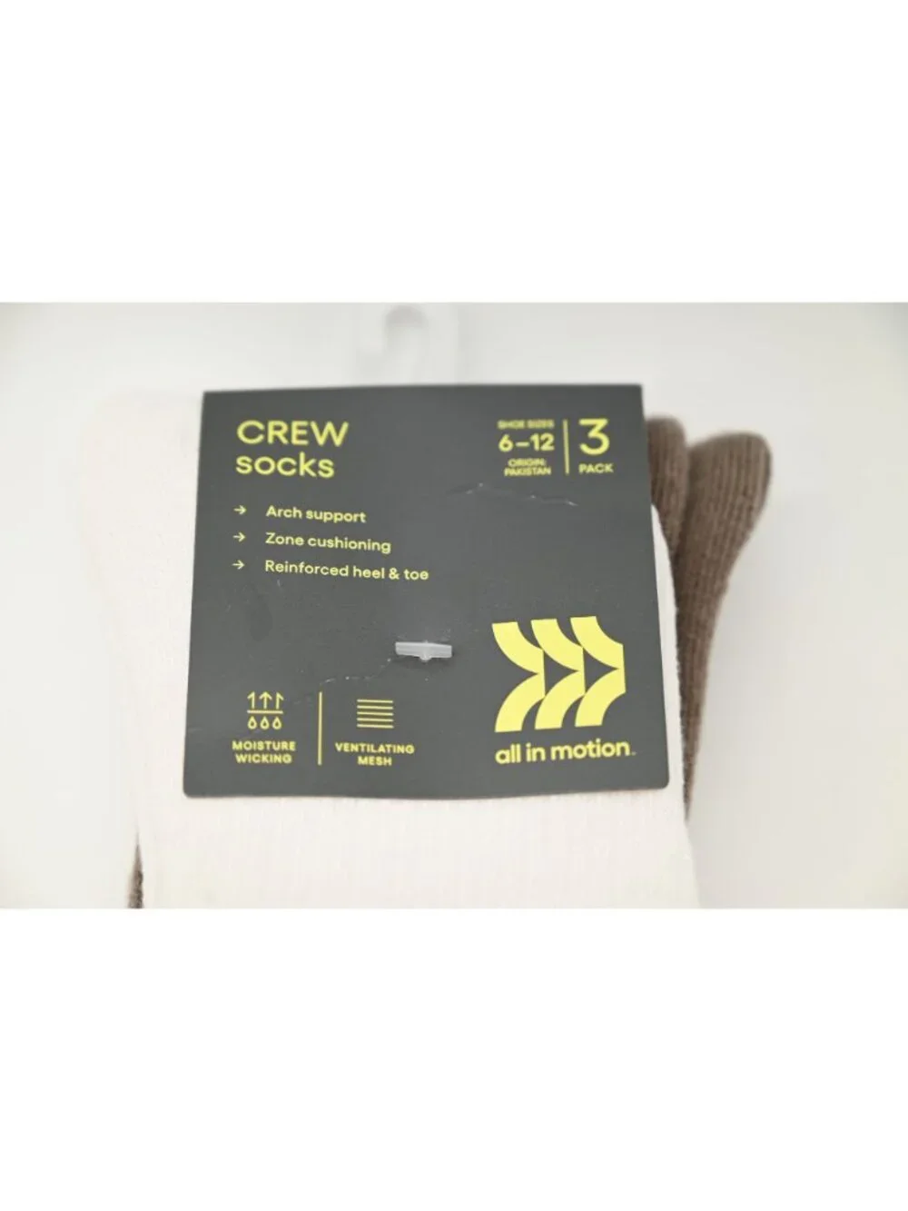 NWT All In Motion 3 Pack Crew Socks Shoe Sz 6-12 White Tan Striped Arch Support